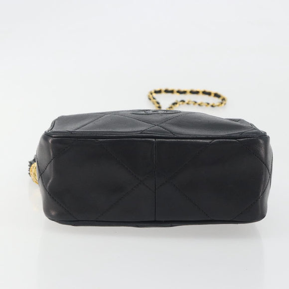 CHANEL Matelasse Chain Shoulder Bag Lamb Skin Gold Black CC Auth 195961V