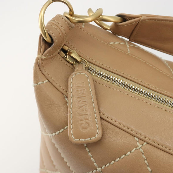 CHANEL Wild Stitch Shoulder Bag Leather Beige Gold CC Auth 195981A