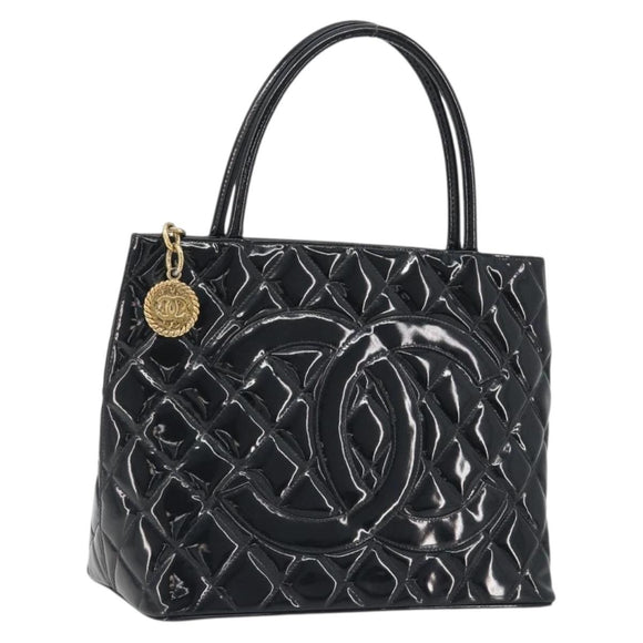 CHANEL Matelasse Reprint Tote Bag Patent leather Black Gold CC Auth 196006V