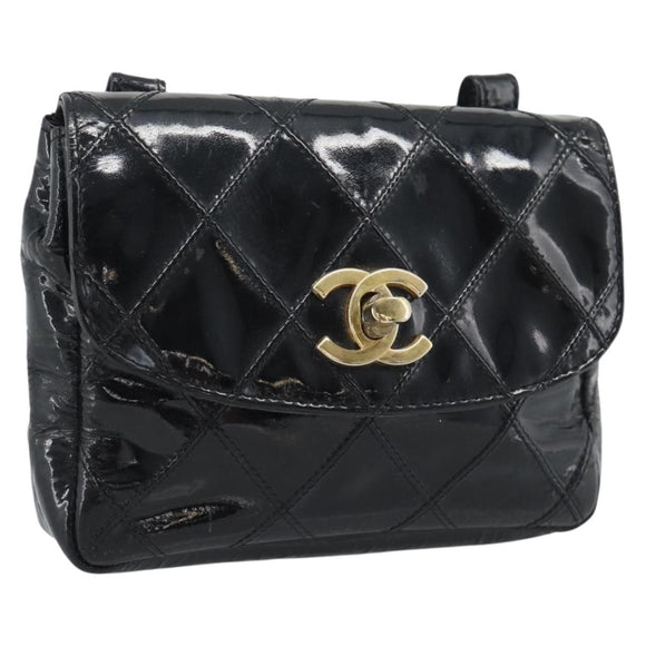 CHANEL Bicolore Waist bag Patent leather Black Gold CC Auth 196023