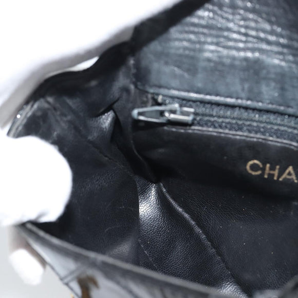 CHANEL Bicolore Waist bag Patent leather Black Gold CC Auth 196023