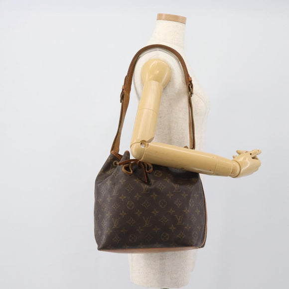 LOUIS VUITTON Monogram Petit Noe Shoulder Bag M42226 LV Auth 196026