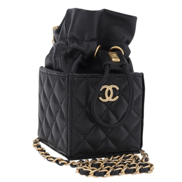 CHANEL Matelasse Chain Shoulder Bag Lamb Skin Black Gold Tone CC Auth 196108SAM