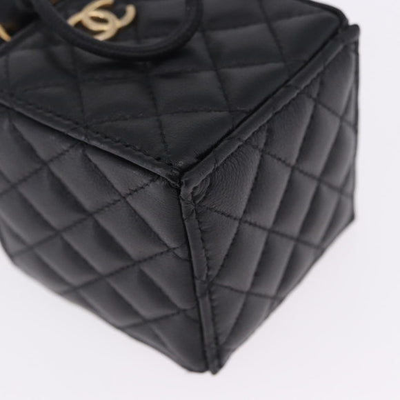 CHANEL Matelasse Chain Shoulder Bag Lamb Skin Black Gold Tone CC Auth 196108SAM
