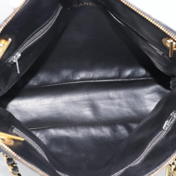 CHANEL Matelasse Chain Shoulder Bag Lamb Skin Black Gold Tone CC Auth 196177