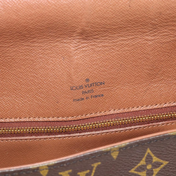 LOUIS VUITTON Monogram Saint Cloud GM Shoulder Bag M51242 LV Auth 196181