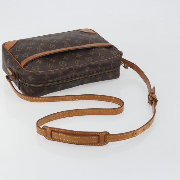 LOUIS VUITTON Monogram Trocadero 30 Shoulder Bag M51272 LV Auth 196202A
