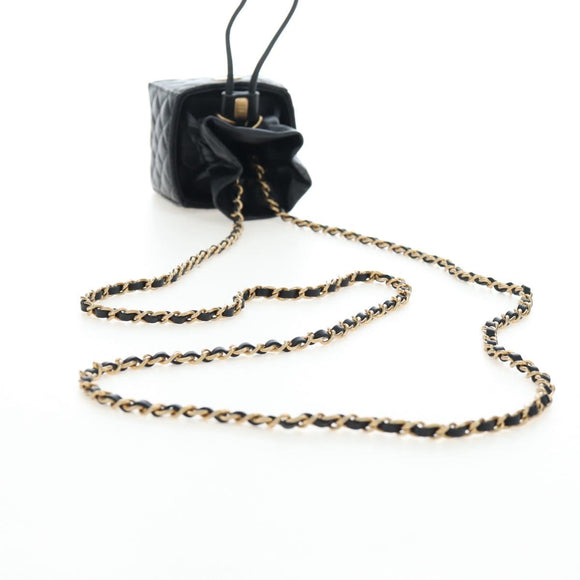 CHANEL Matelasse Chain Shoulder Pouch Lamb Skin Black Gold Tone CC Auth 196221M