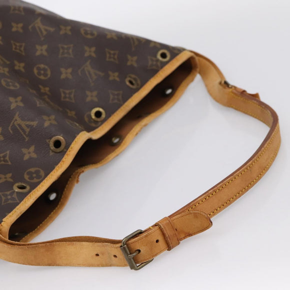 LOUIS VUITTON Monogram Petit Noe Shoulder Bag M42226 LV Auth 196290