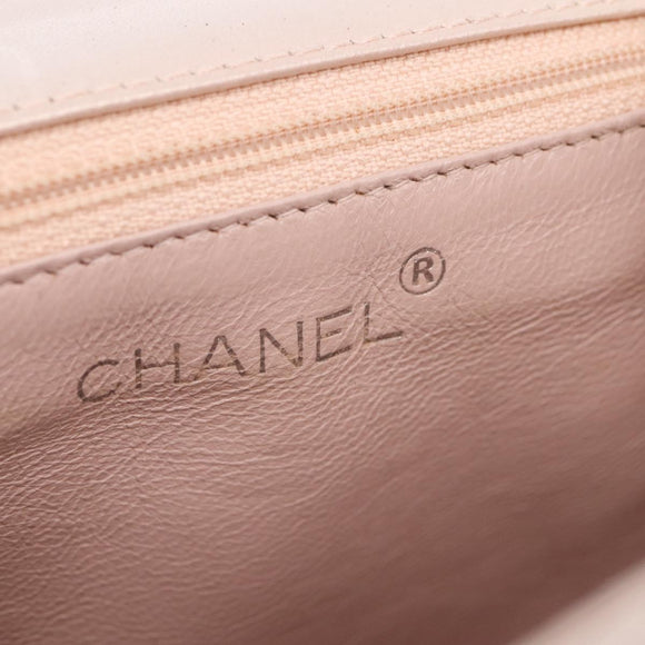 CHANEL Matelasse Hand Bag Leather White CC Auth 196360M