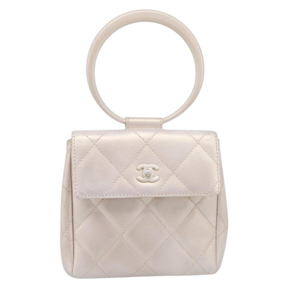 CHANEL Matelasse Hand Bag Leather White CC Auth 196360M