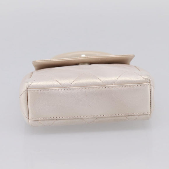 CHANEL Matelasse Hand Bag Leather White CC Auth 196360M