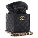 CHANEL Matelasse Chain Shoulder Pouch Lamb Skin Black Gold Tone CC Auth 196469M-1