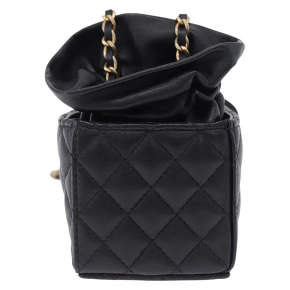 CHANEL Matelasse Chain Shoulder Pouch Lamb Skin Black Gold Tone CC Auth 196469M