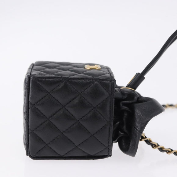 CHANEL Matelasse Chain Shoulder Pouch Lamb Skin Black Gold Tone CC Auth 196469M