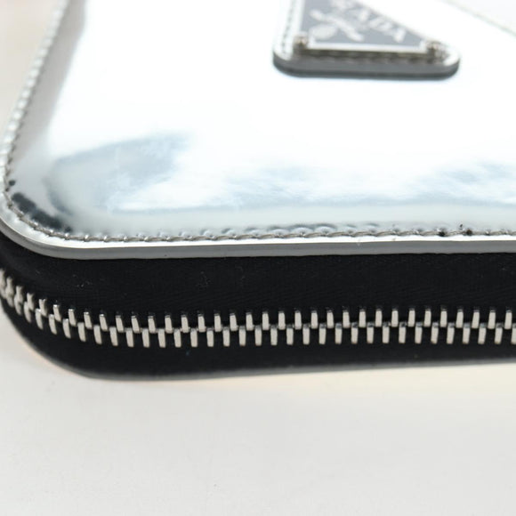 PRADA Chain Shoulder Bag Patent leather Silver Auth 196592M