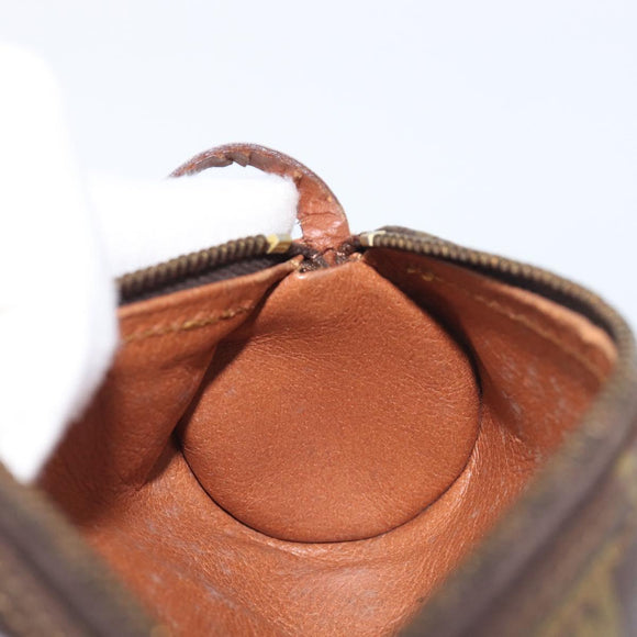 LOUIS VUITTON Monogram Papillon Pouch LV Auth 196594