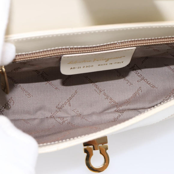 Salvatore Ferragamo Gancini Shoulder Bag Leather Light Beige Gold Auth 196789A