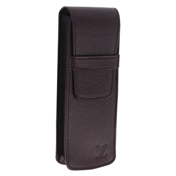 LOUIS VUITTON Taiga Dog Solo Pen Case Acajou LV Auth 196820A