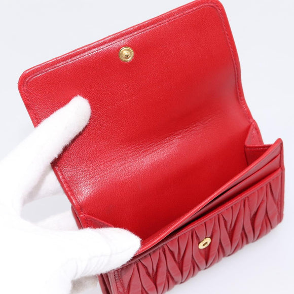 Miu Miu Matelasse Bifold Wallet Leather Red Gold Auth 196824A