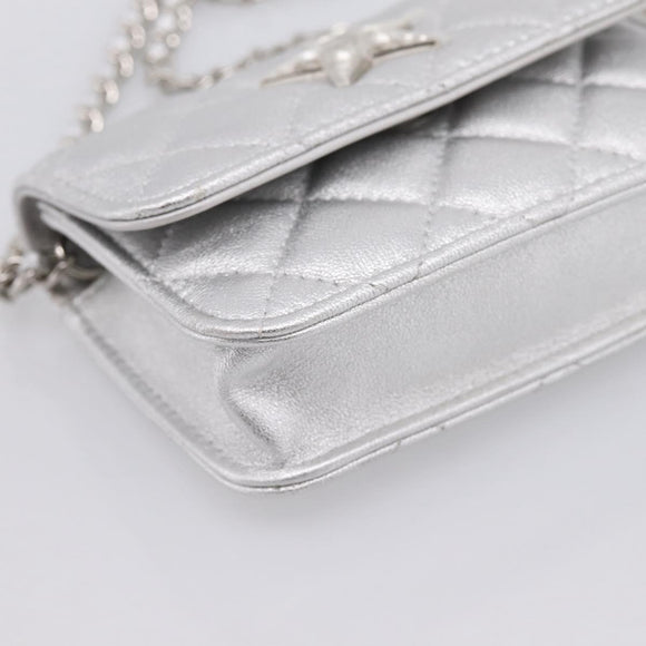CHANEL Matelasse Chain Shoulder Bag Lamb Skin Navy CC Auth 196832SAM