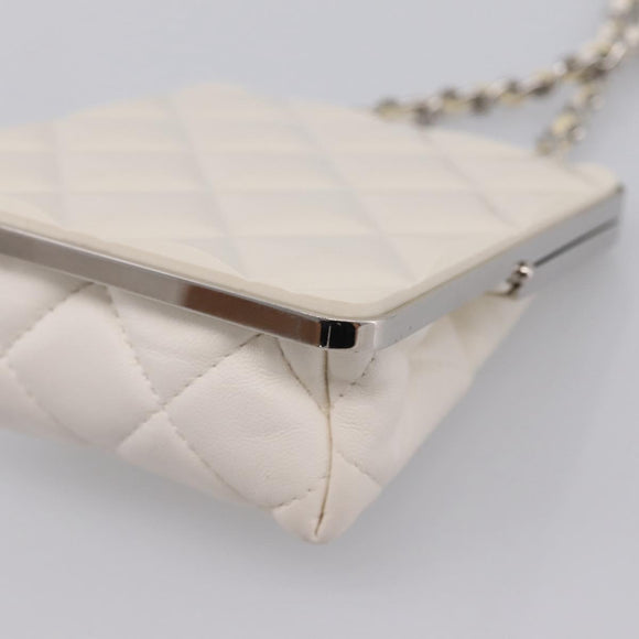 CHANEL Matelasse Chain Shoulder Pouch Lamb Skin White Silver CC Auth 197151M