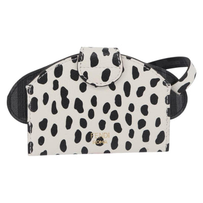 FENDI Pass Case Card Case Leather White Auth 197220M - 0