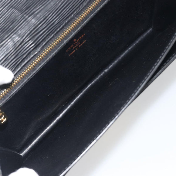 LOUIS VUITTON Epi Serie Dragonne Clutch Bag Black Noir M52612 LV Auth 197453