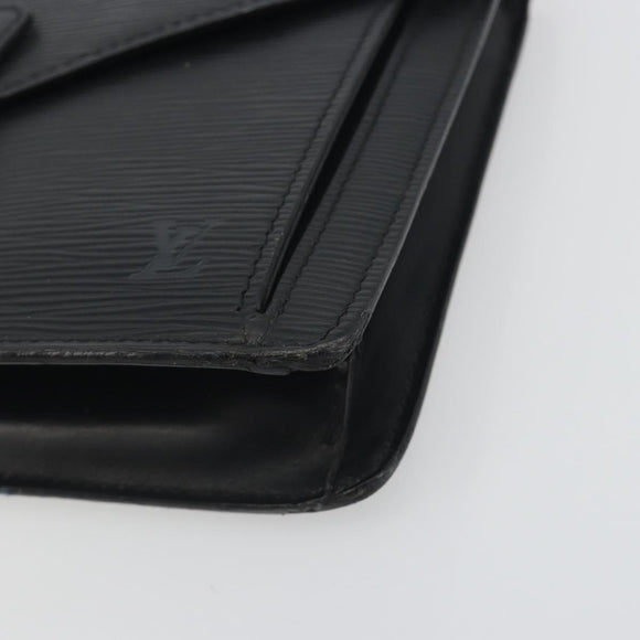 LOUIS VUITTON Epi Serie Dragonne Clutch Bag Black Noir M52612 LV Auth 197453