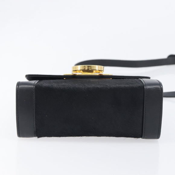 Salvatore Ferragamo Gancini Shoulder Bag Harako leather Black Gold Auth 197468A