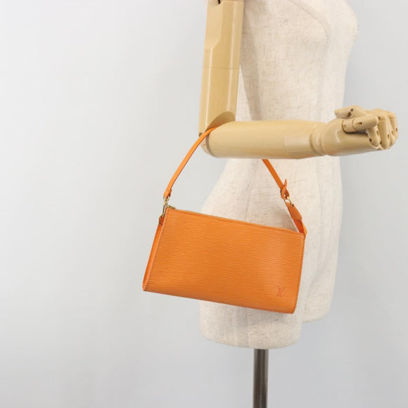LOUIS VUITTON Epi Pochette Accessoires Orange Mandarin M5294H LV Auth 197554A
