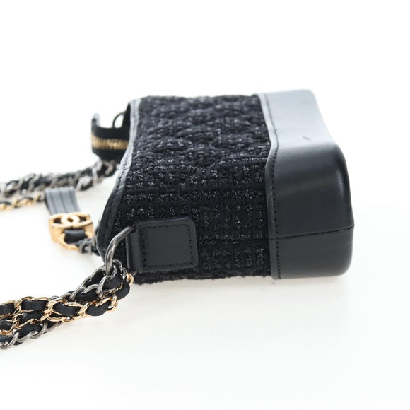 CHANEL Mini Matelasse 12 Success Story Chain Bag Leather Black CC Auth 197581SV