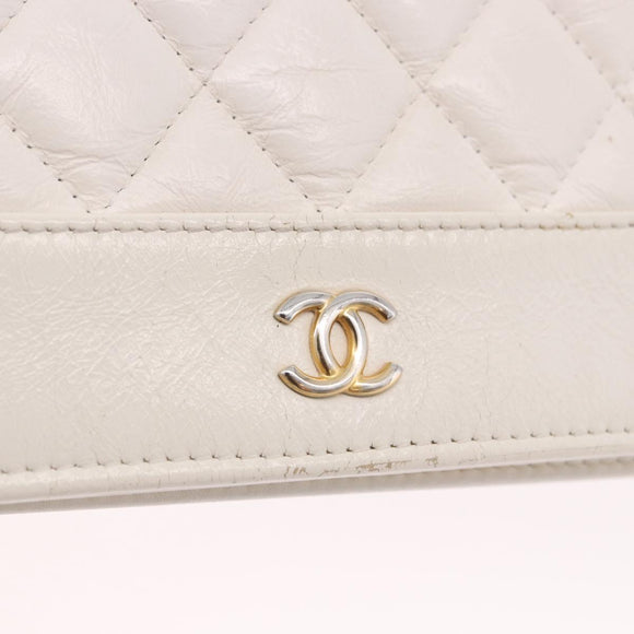 CHANEL Matelasse Chain Chain Shoulder Wallet Lamb Skin White CC Auth 197718V