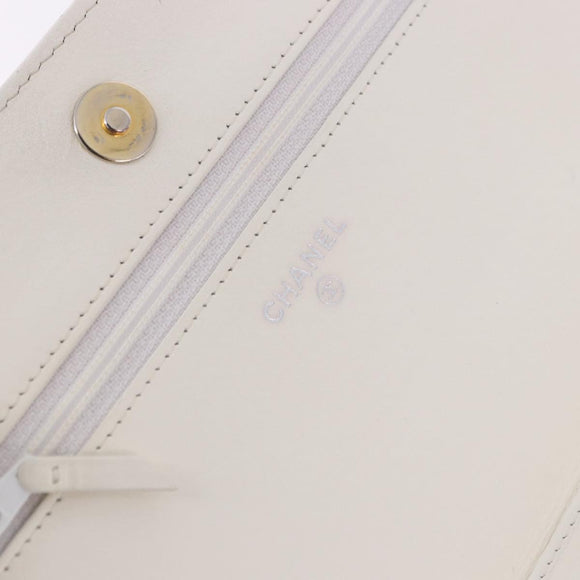 CHANEL Matelasse Chain Chain Shoulder Wallet Lamb Skin White CC Auth 197718V