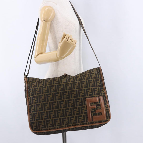 FENDI Zucca Canvas Shoulder Bag Black Brown Auth 197722A