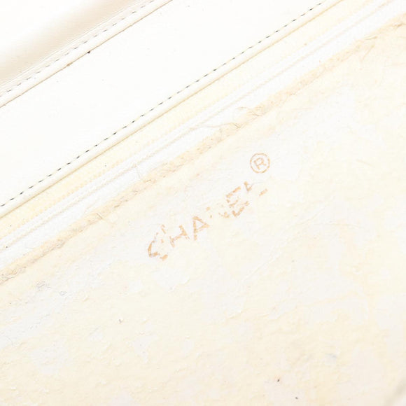 CHANEL Matelasse Chain Shoulder Bag Lamb Skin White Gold CC Auth 197774