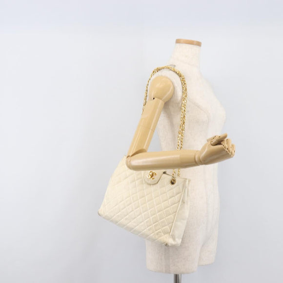 CHANEL Matelasse Chain Shoulder Bag Lamb Skin White Gold CC Auth 197780