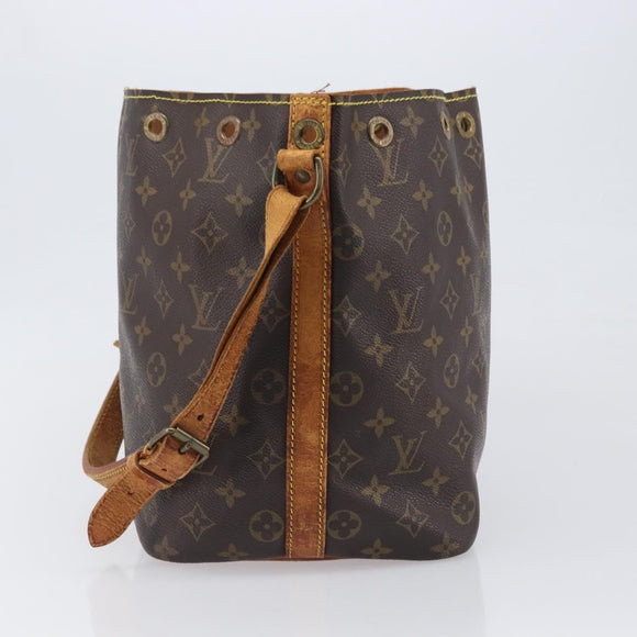 LOUIS VUITTON Monogram Petit Noe Shoulder Bag M42226 LV Auth 197826