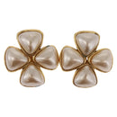CHANEL Pearl Earring Metal Gold Tone CC Auth 197929-2
