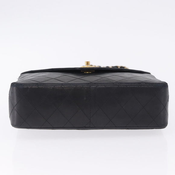 CHANEL Matelasse Chain Shoulder Bag Lamb Skin Black Gold Tone CC Auth 198373V