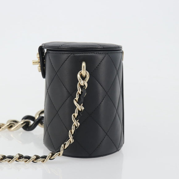 CHANEL Matelasse Chain Shoulder Vanity Bag Lamb Skin Black CC Auth 198651SAM