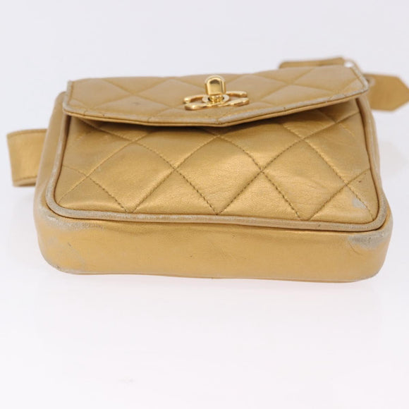 CHANEL Matelasse Waist Bag Lamb Skin Gold CC Auth 198737