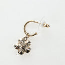 CHANEL Pierce Metal Champagne Gold CC Auth 198815M-12