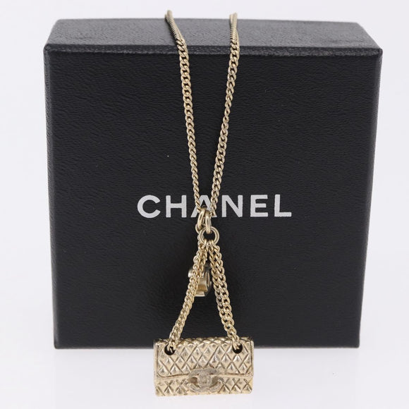 CHANEL Matelasse Necklace metal Gold Tone CC Auth 198856M