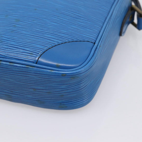 LOUIS VUITTON Epi Danube Shoulder Bag Blue M45635 LV Auth 199004