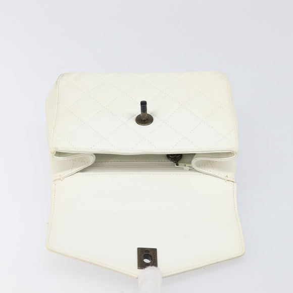 CHANEL Matelasse Chain Shoulder Bag Lamb Skin White Black CC Auth 199038