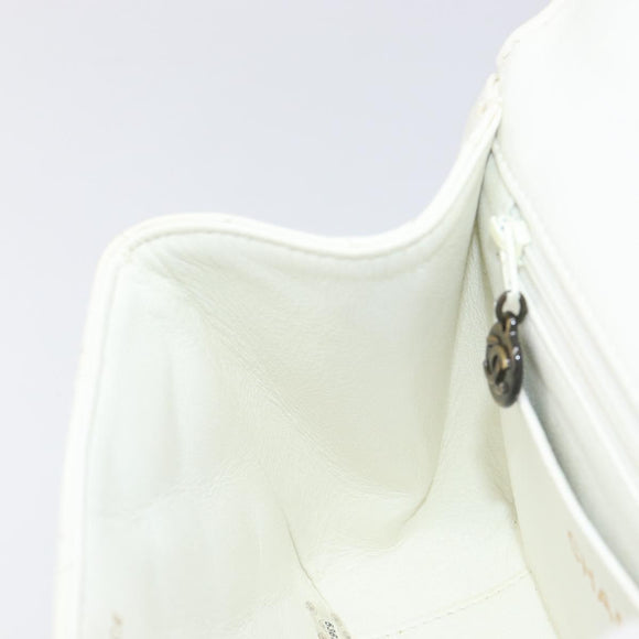 CHANEL Matelasse Chain Shoulder Bag Lamb Skin White Black CC Auth 199038