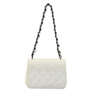 CHANEL Matelasse Chain Shoulder Bag Lamb Skin White Black CC Auth 199038-2