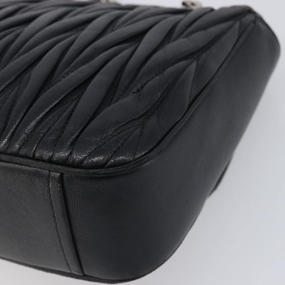 Miu Miu Matelasse Chain Shoulder Bag Leather Black Silver Auth 199113A
