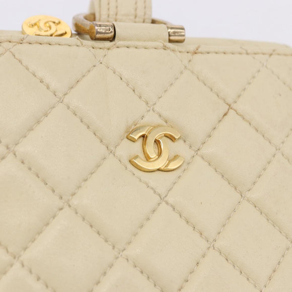 CHANEL Multi Case Matelasse Pouch Leather Ivory Gold CC Auth 199133